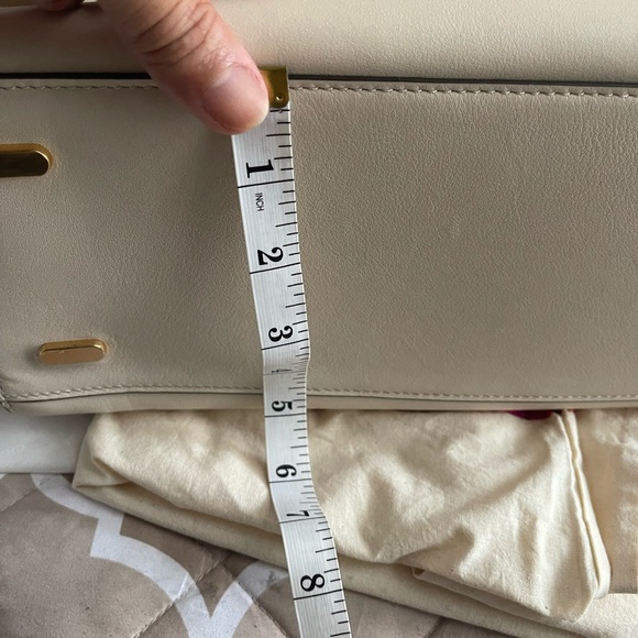 Tory Burch Small Lee Radziwill Leather and Suede Double Bag in Cream - Picture 13 of 15